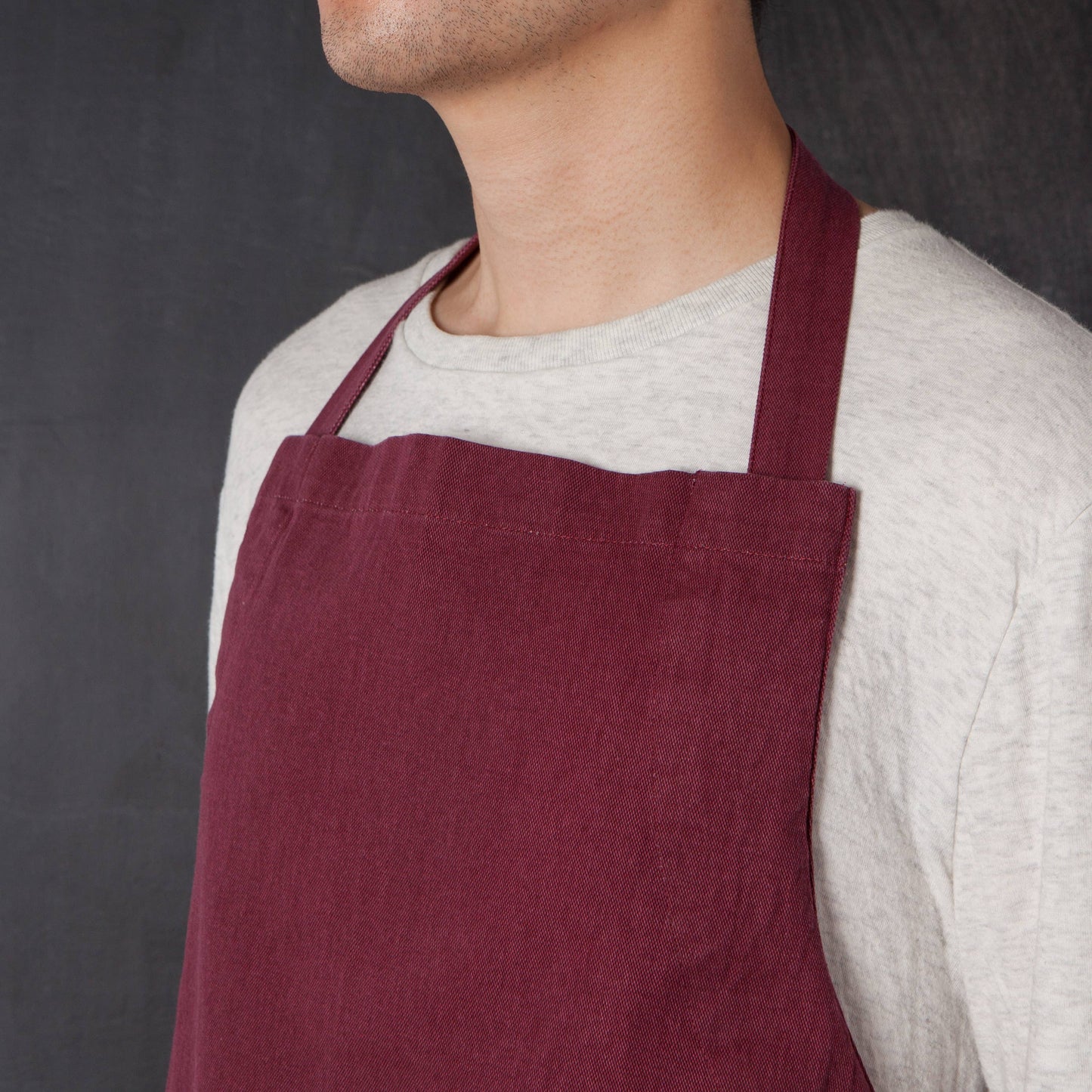 Stonewash Apron in Wine