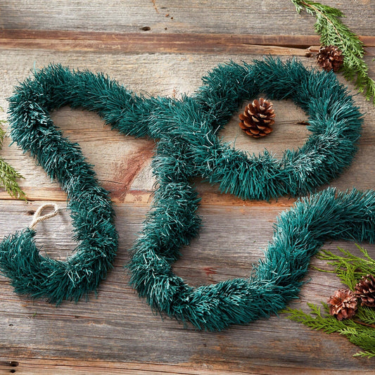 Holiday Paper Garland in Spruce